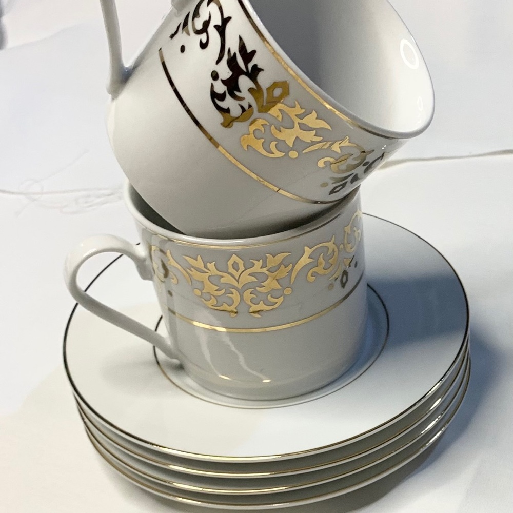 Tienshan Fine China Tea Cup & Saucer Set – Gold Swirl Accent (4-Piece Set)